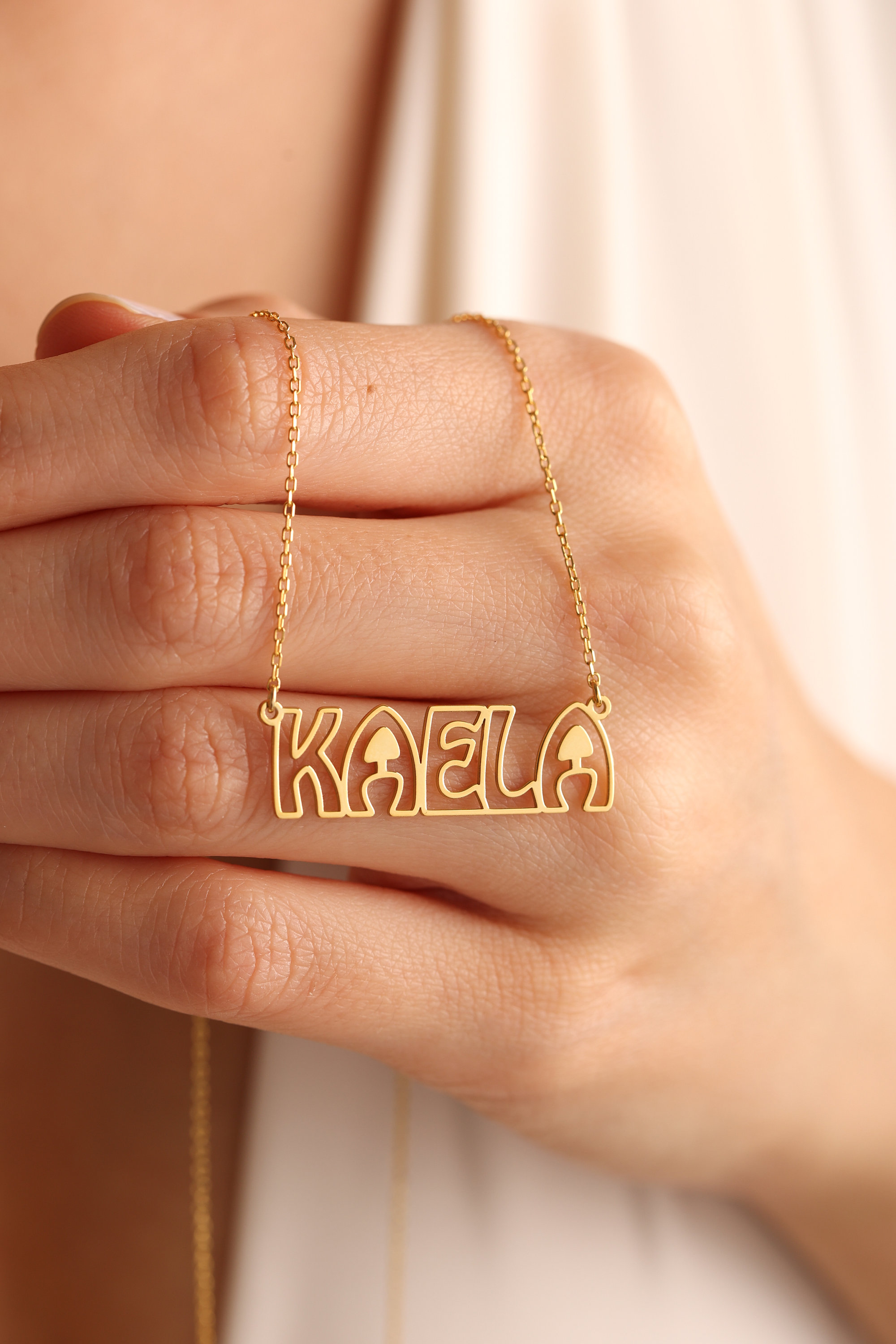 Vintage Fashion Font - Custom Simple Name Necklace Personalized Hollow