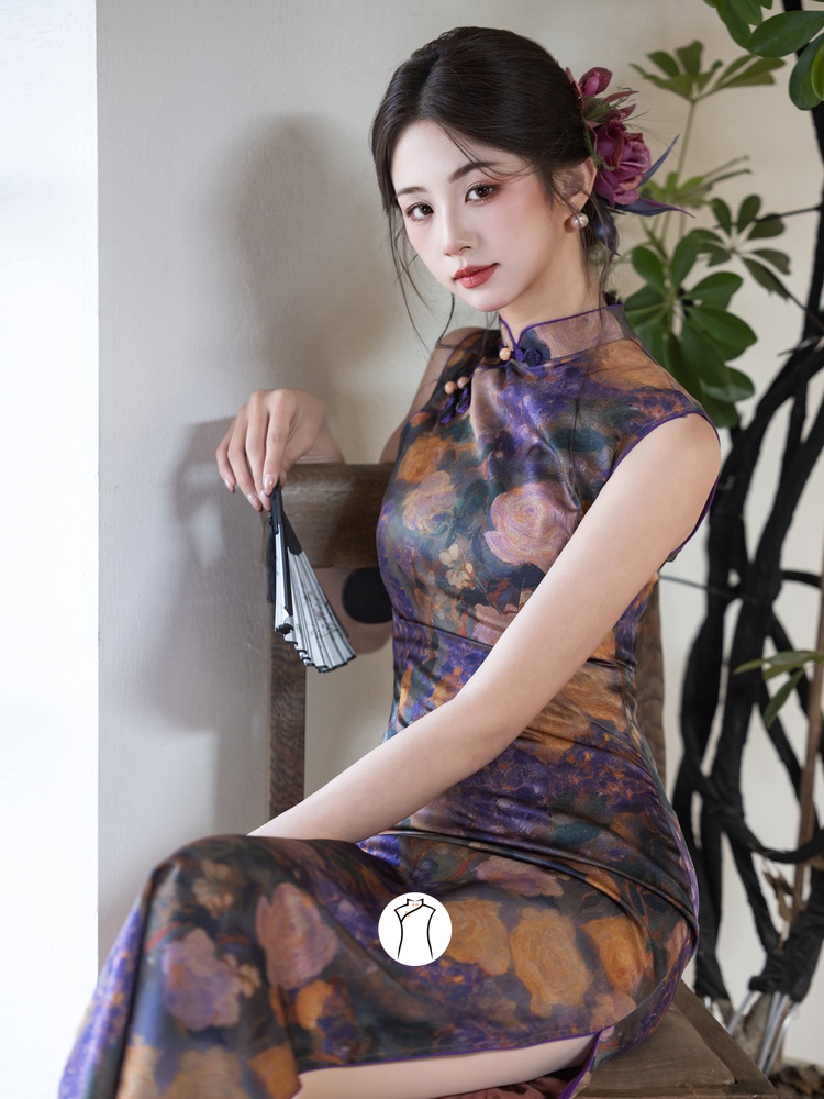 Vintage Fashion Hong Kong - Elegant Hong Kong Style Shanghai Lady