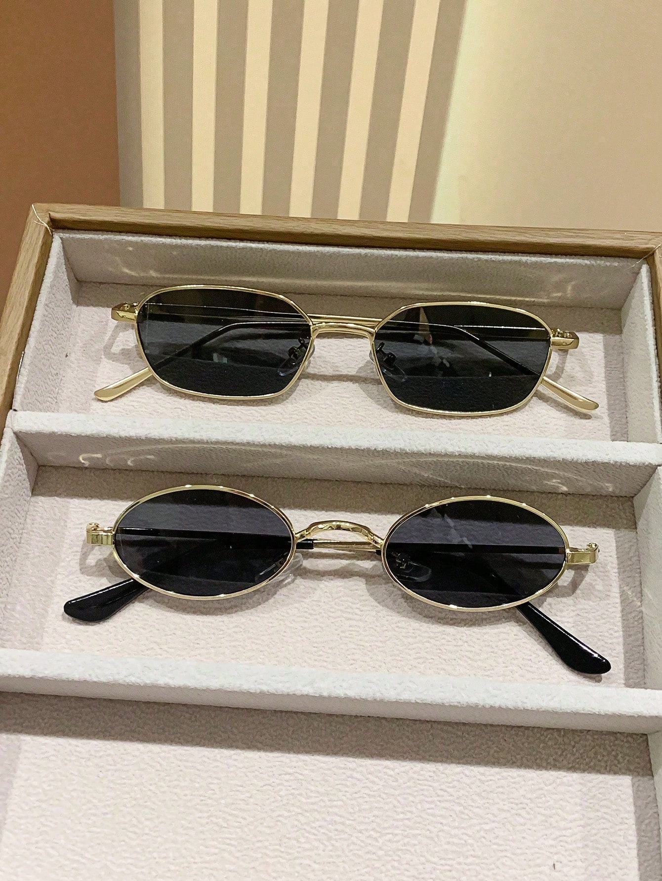 Vintage Fashion Outfit - 1Pc Vintage Oval Metal Sunglasses, Classic