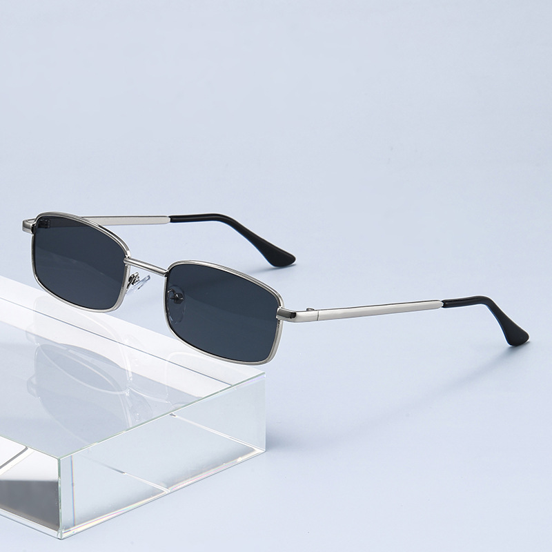 Fashion Punk Sunglasses Women  - Vintage Outdoor Fashion ulasan dan harga