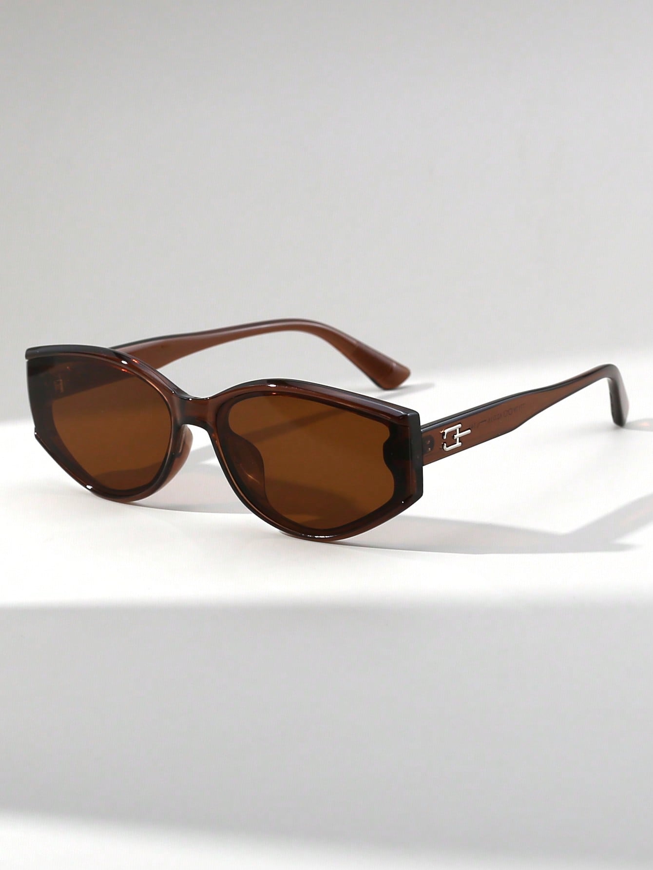 1 Pair Women Vintage Cat-Eye F - Vintage Fashion Outfit ulasan dan harga