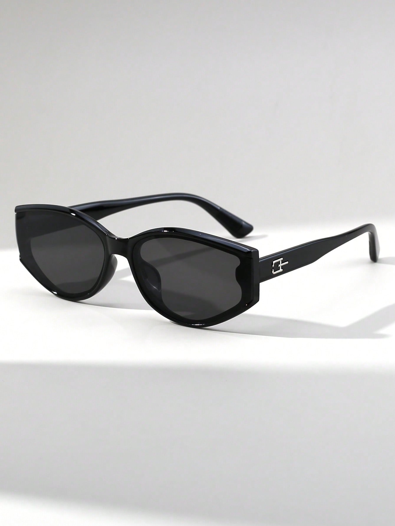 1 Pair Women Vintage Cat-Eye F - Vintage Fashion Outfit ulasan dan harga