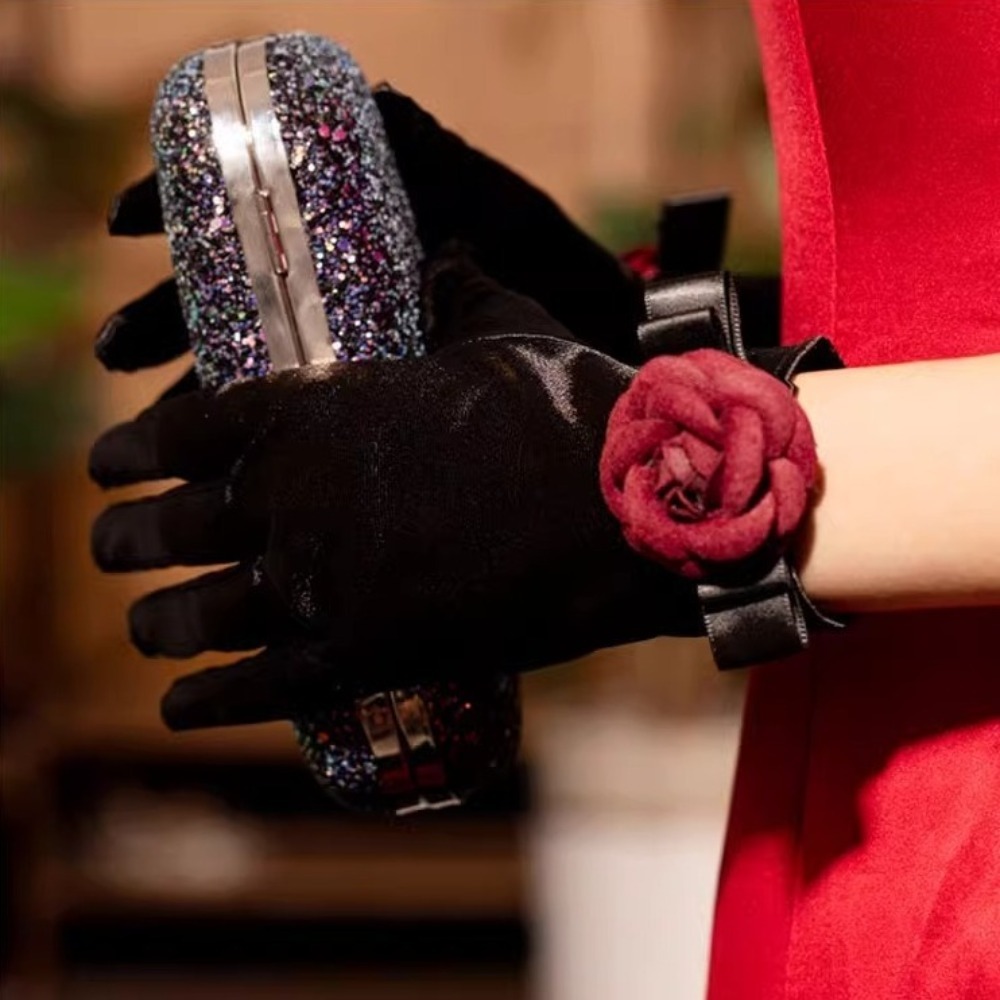 Vintage Wedding Bridal Gloves  - Vintage Fashion Photographers ulasan dan harga